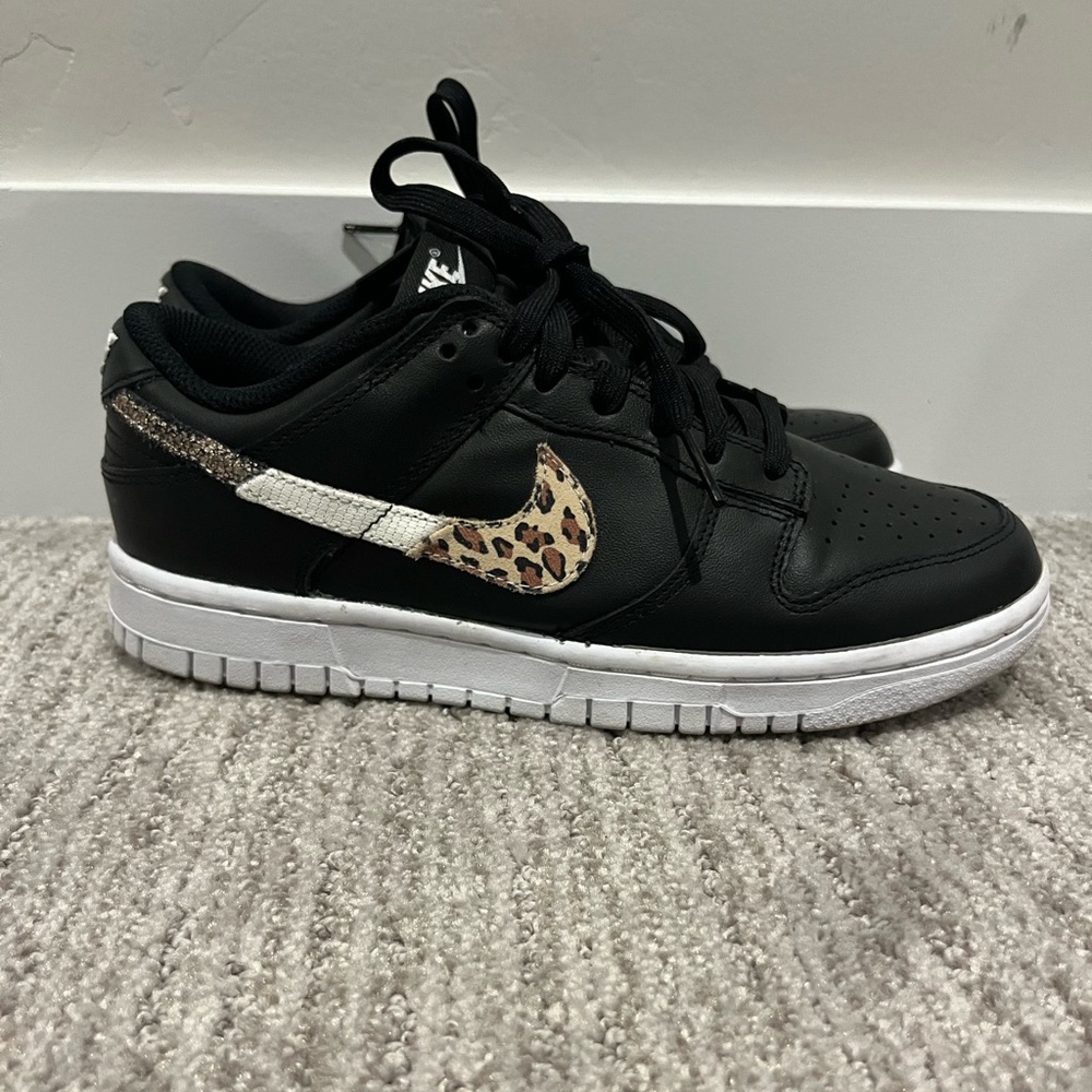 Nike low dunks